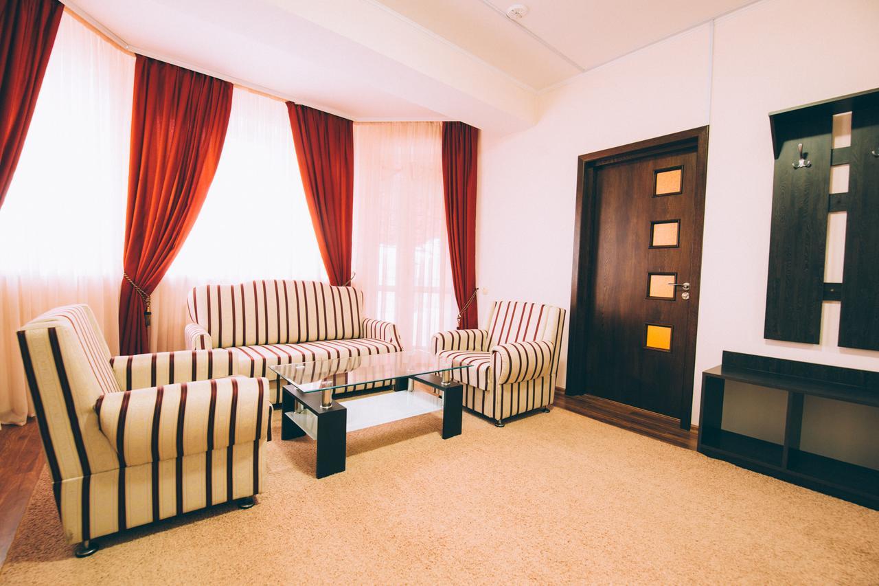 Grace Villa Codru 外观 照片