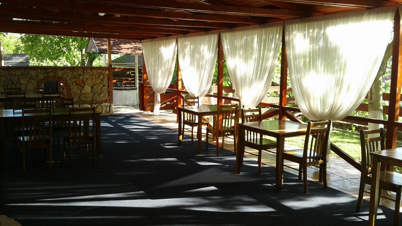 Grace Villa Codru 外观 照片