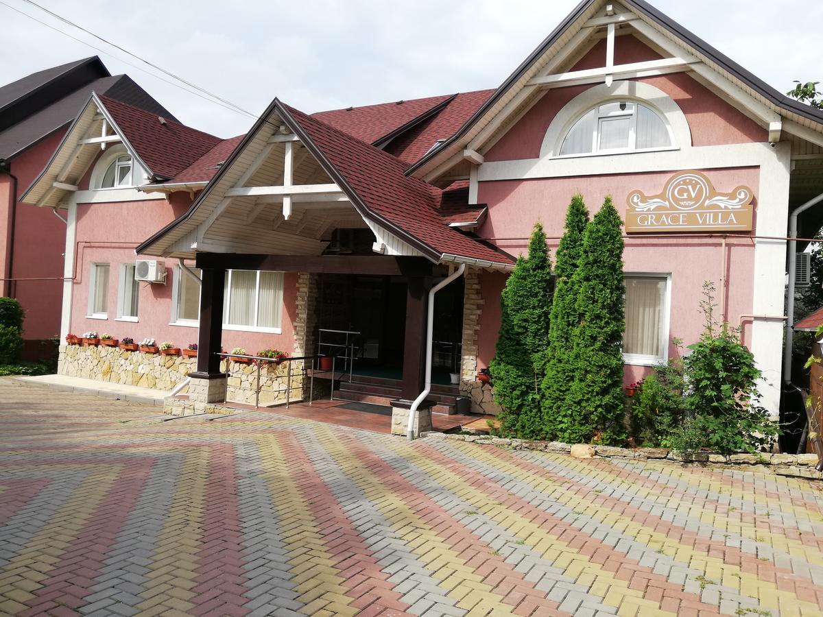 Grace Villa Codru 外观 照片