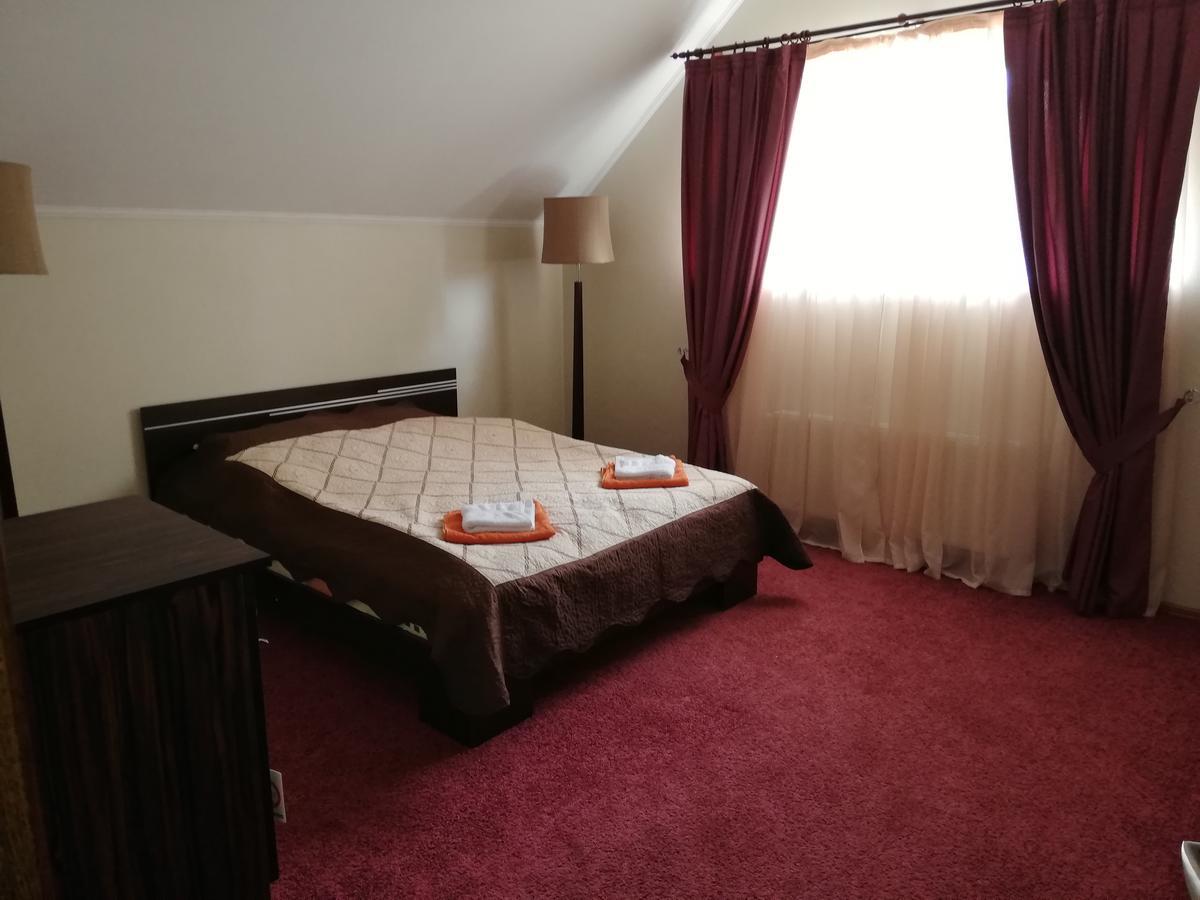 Grace Villa Codru 外观 照片